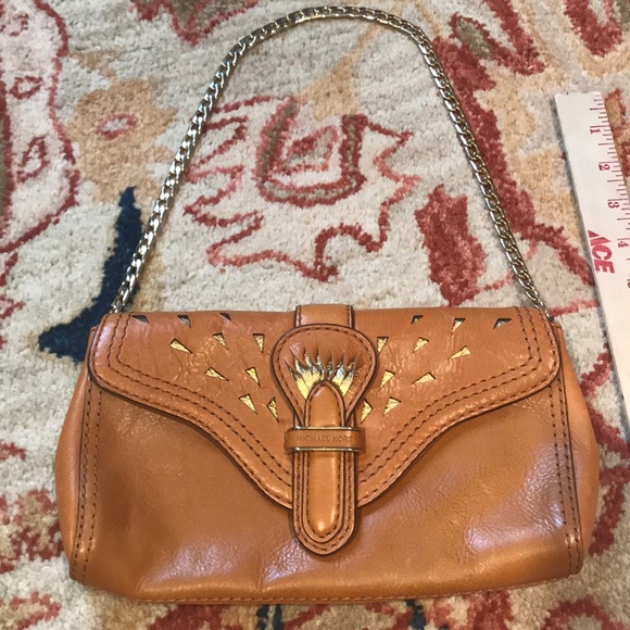 Michael Kors leather clutch - Picture 1 of 6